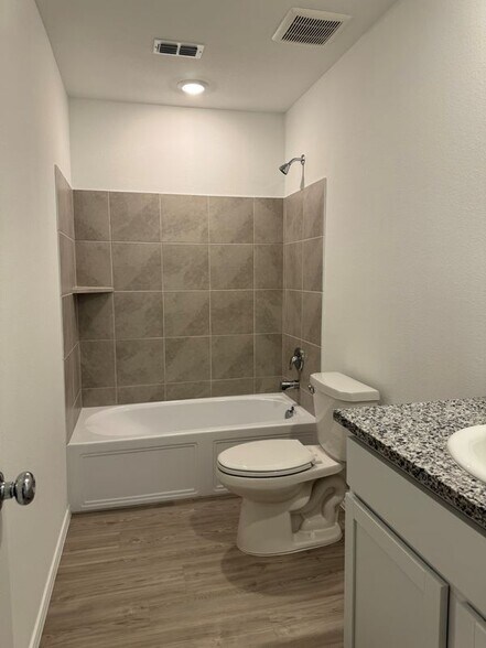 Building Photo - 11719 Bone Spg Dr