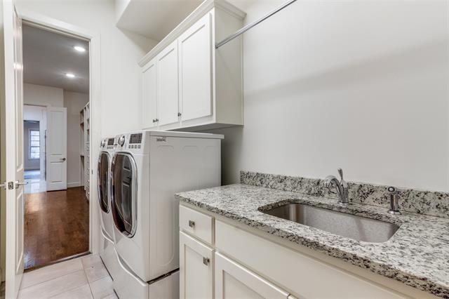 Building Photo - 6520 Del Norte Ln