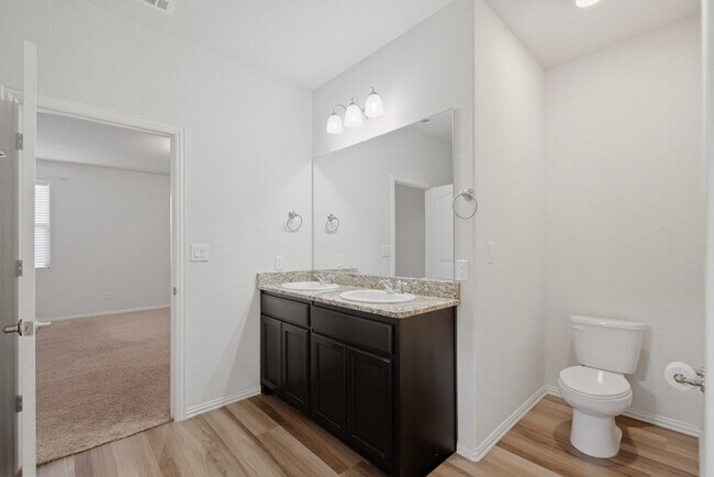 Building Photo - 6910 Kate Reed Dr
