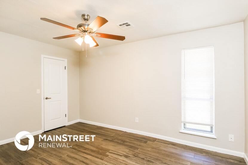 Building Photo - 8224 NW 86th St