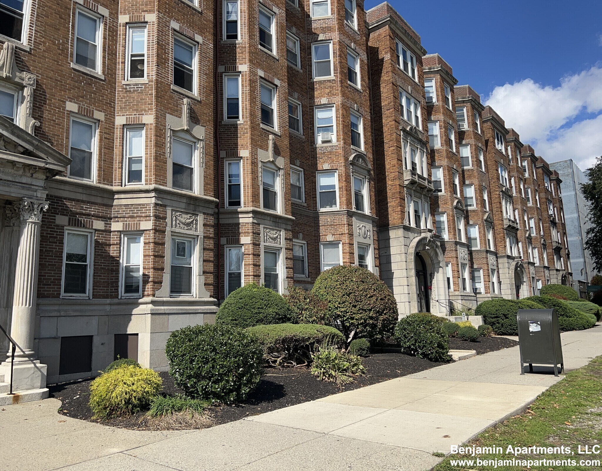 Building Photo - 1177 Boylston St