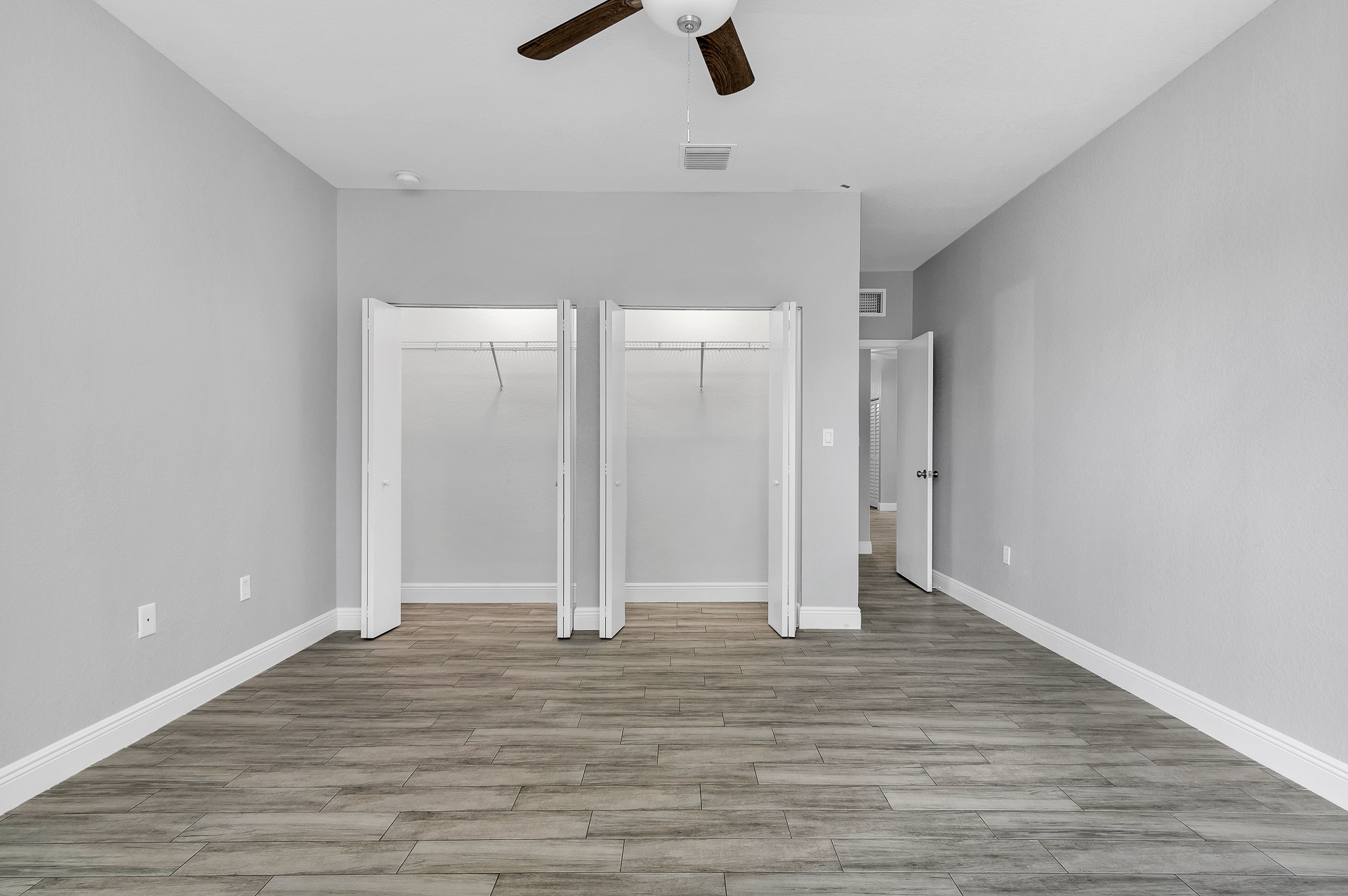 Building Photo - 1515 SW 27th Ct