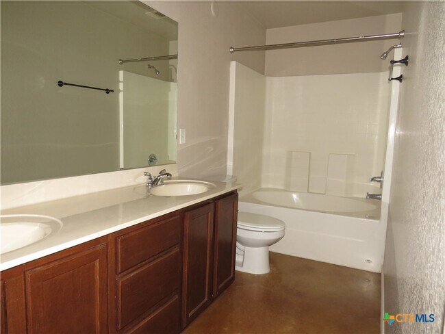 Building Photo - 4409 Brutus Ln
