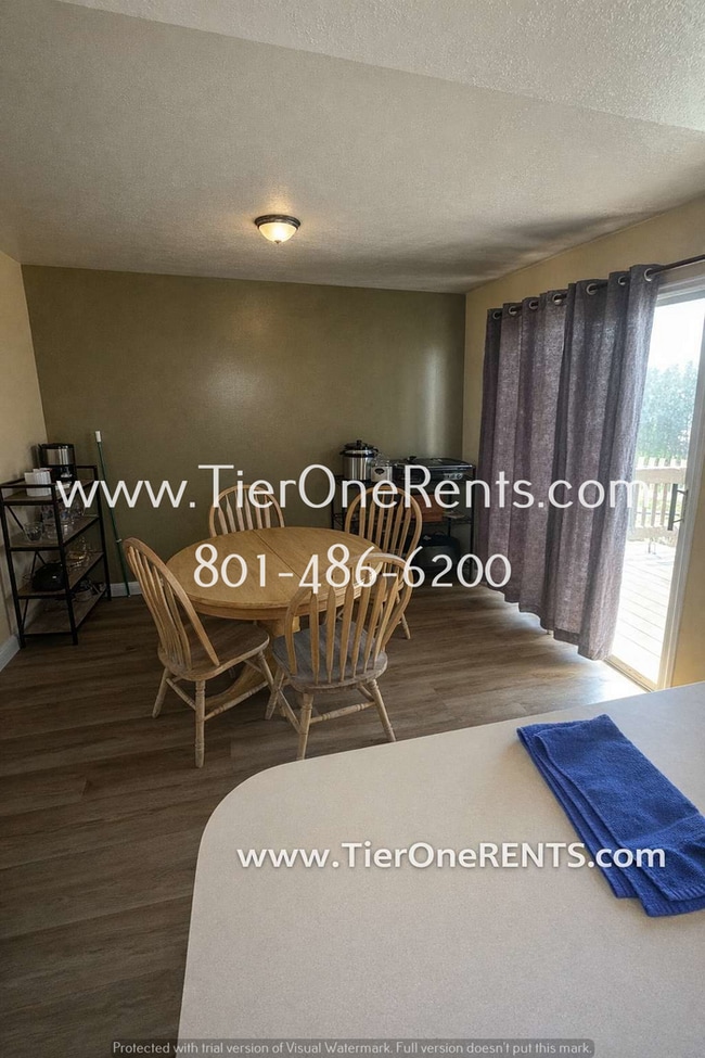Building Photo - NO DEPOSIT option available for qualified renters through Obligo.