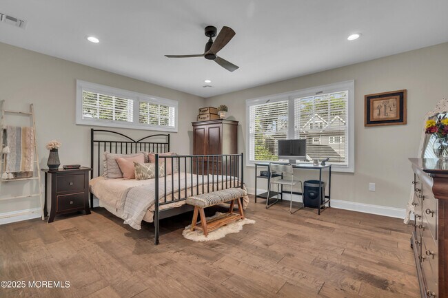 Building Photo - 2118 Edgewood Pl