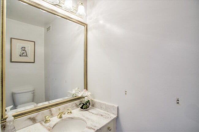 Building Photo - 2200 Pacific Ave