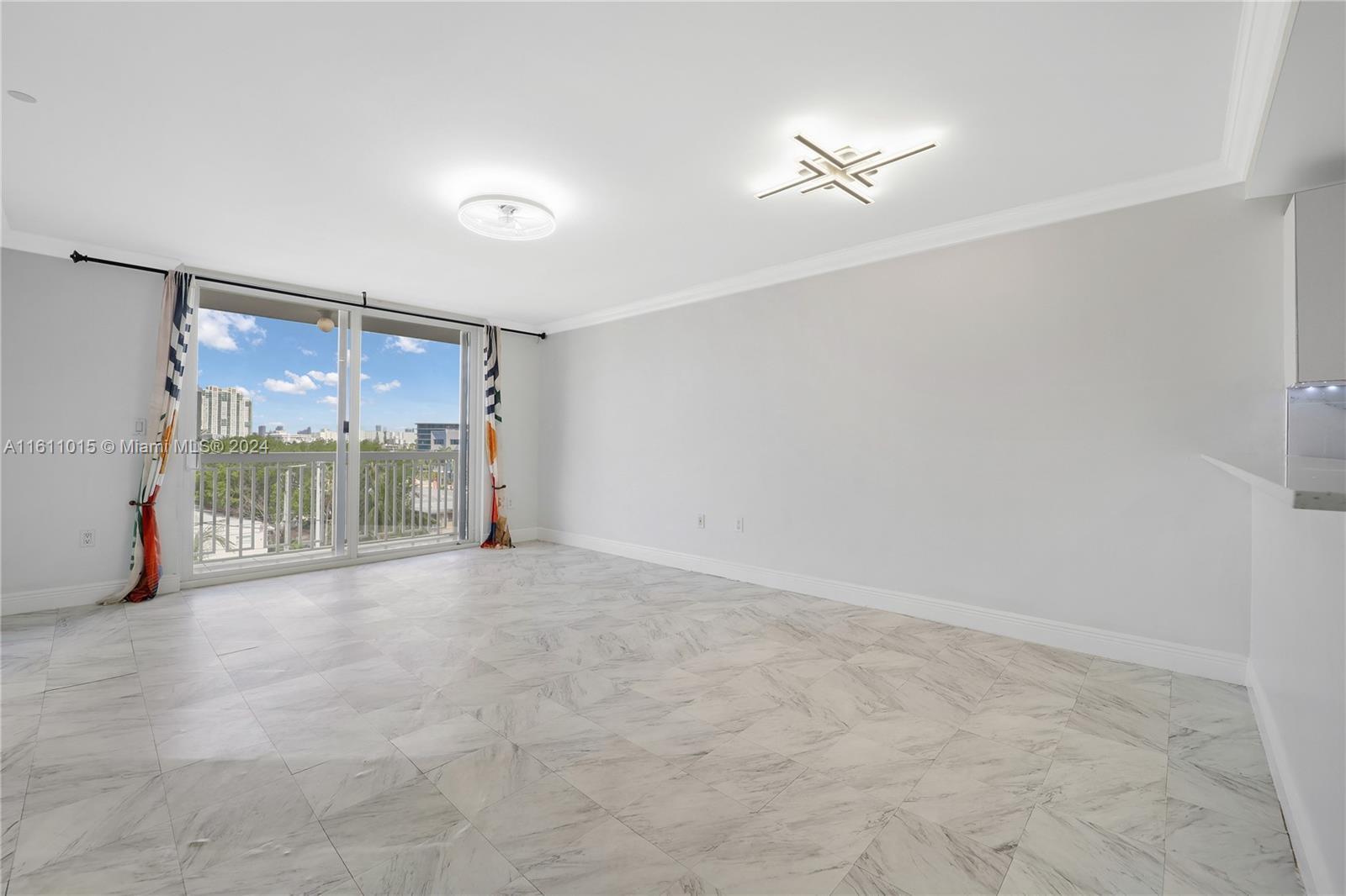 Building Photo - 401 Ocean Dr
