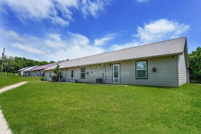 Building Photo - 764 Rocky Rdg