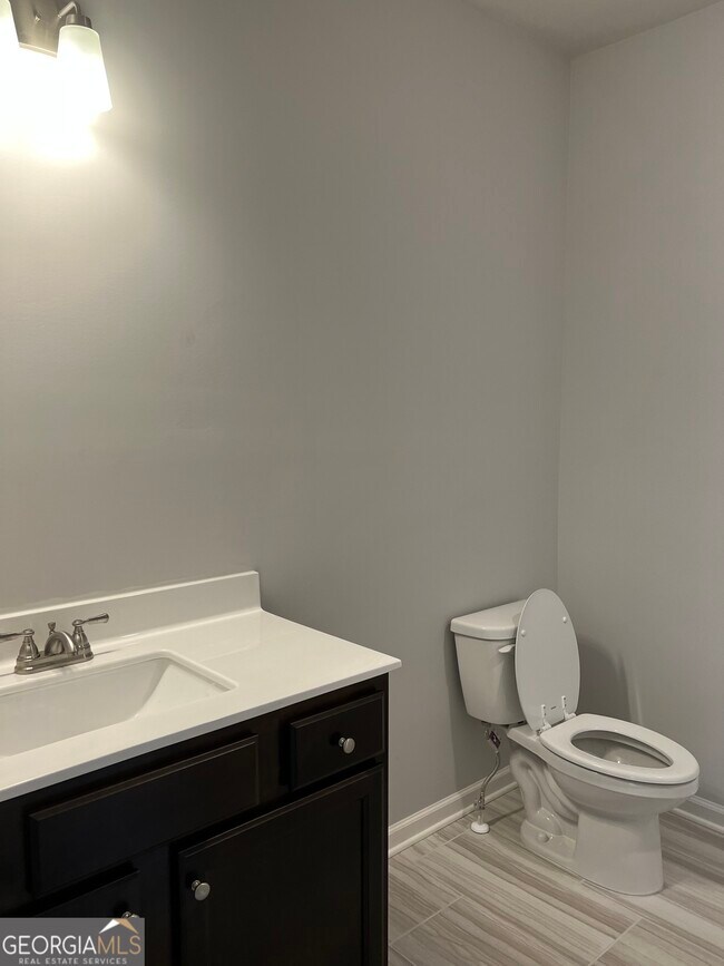 Building Photo - 4453 Mill Oak Wy