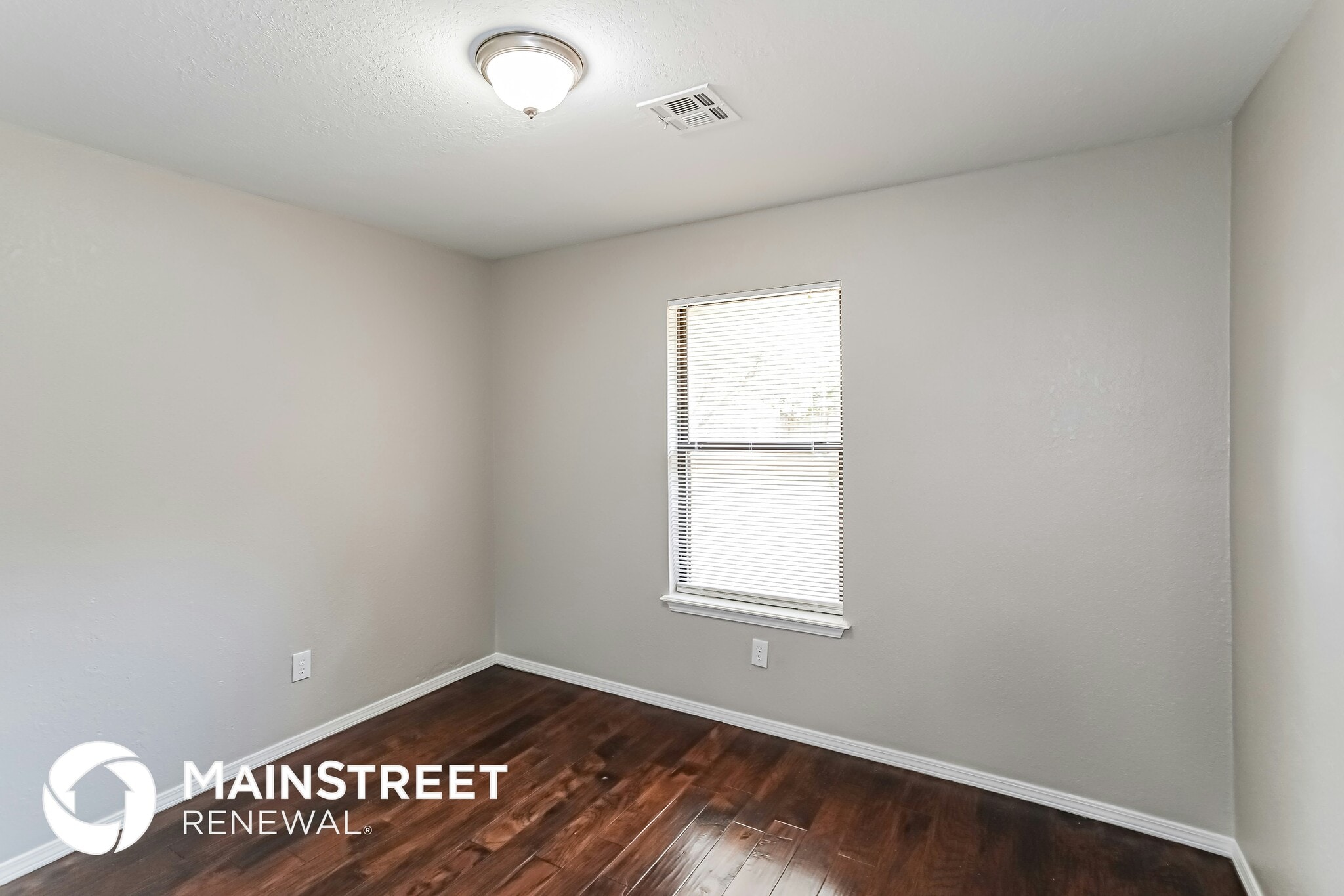 Building Photo - 3004 SW 124th St