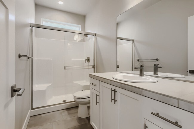 Building Photo - 8516 SW Hamilton Ter