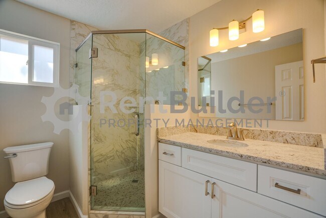 Building Photo - !!!!WOW PRICE INPROVEMENT JUST IN TIME FOR...