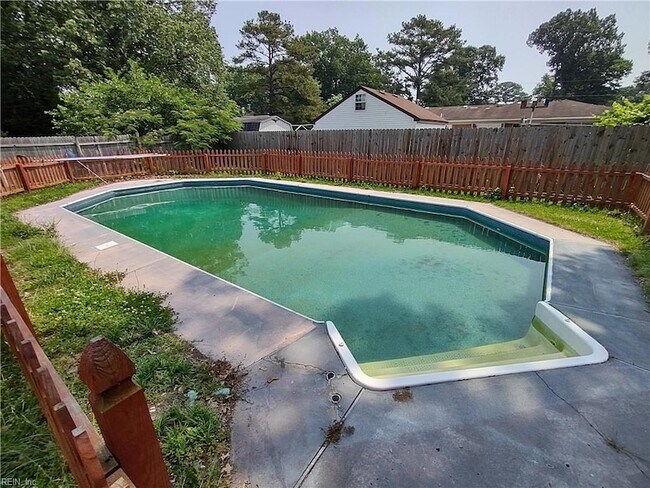 Building Photo - 344 Lavender Ln