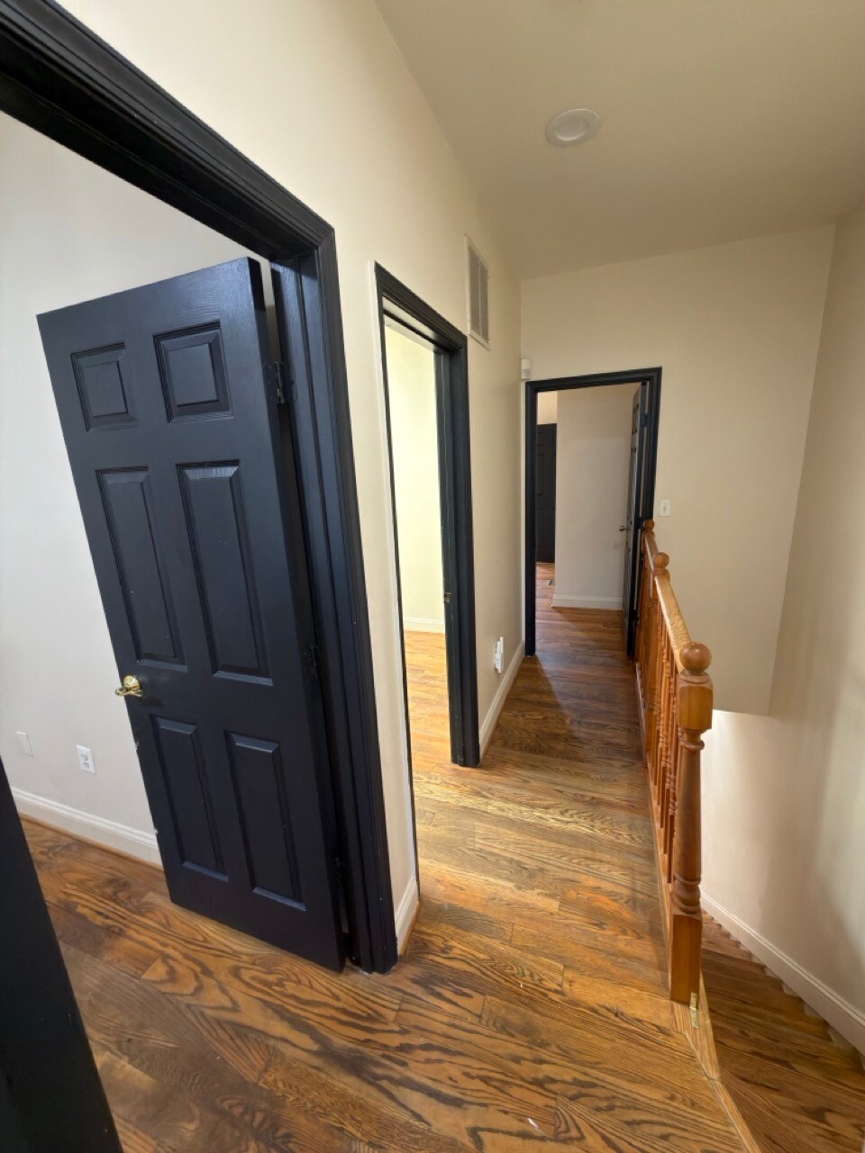 Building Photo - 1727 New Jersey Ave NW