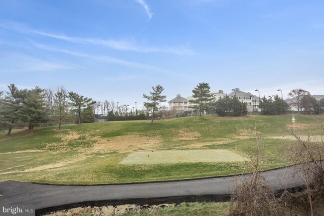 Building Photo - 1603 S Barton St