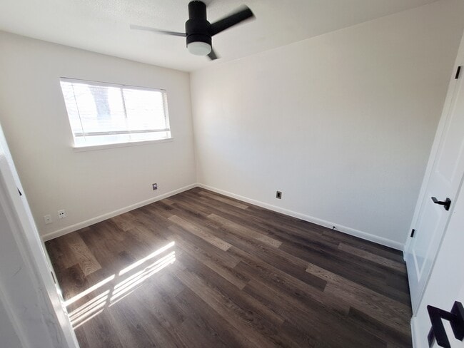 Building Photo - 1005 Ridgeline Dr