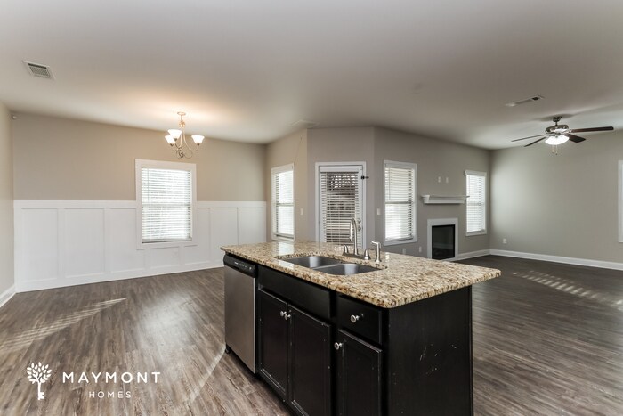 Building Photo - 1004 Allegiance Dr