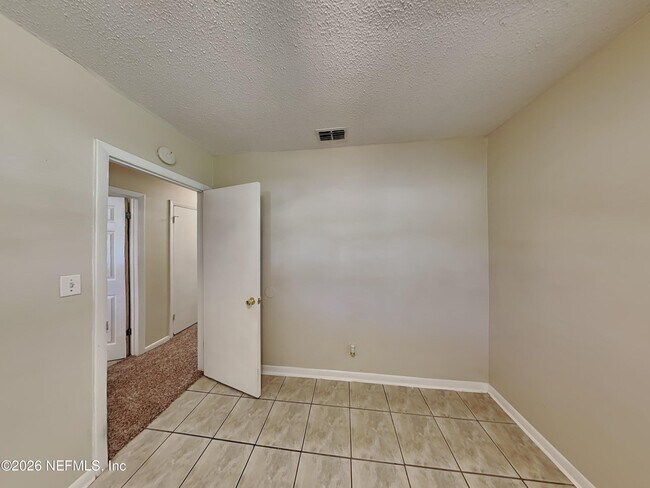 Building Photo - 237 Blairmore Blvd E