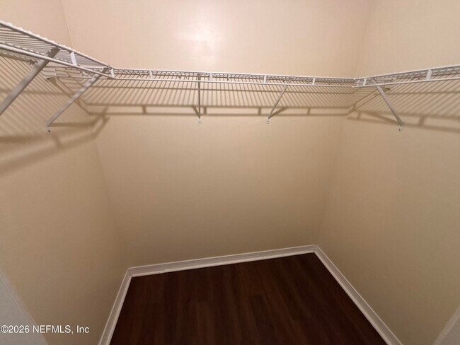 Building Photo - 8531 Sturbridge Cir W