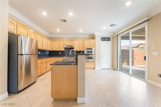 Building Photo - 11244 Fort Reading St