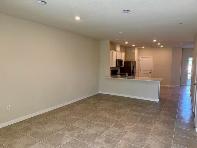 Building Photo - 3059 Emerald Acrs Ln