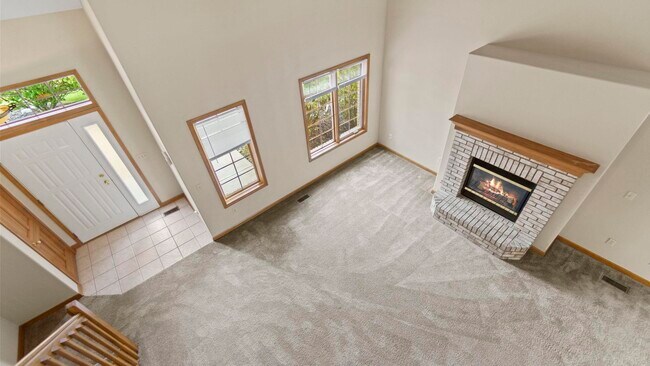 Building Photo - 811 Ivy Creek Cove