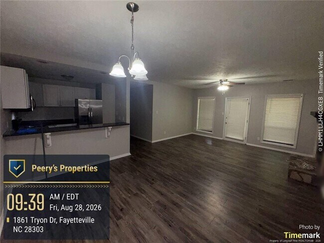Building Photo - 1861 Tryon Dr