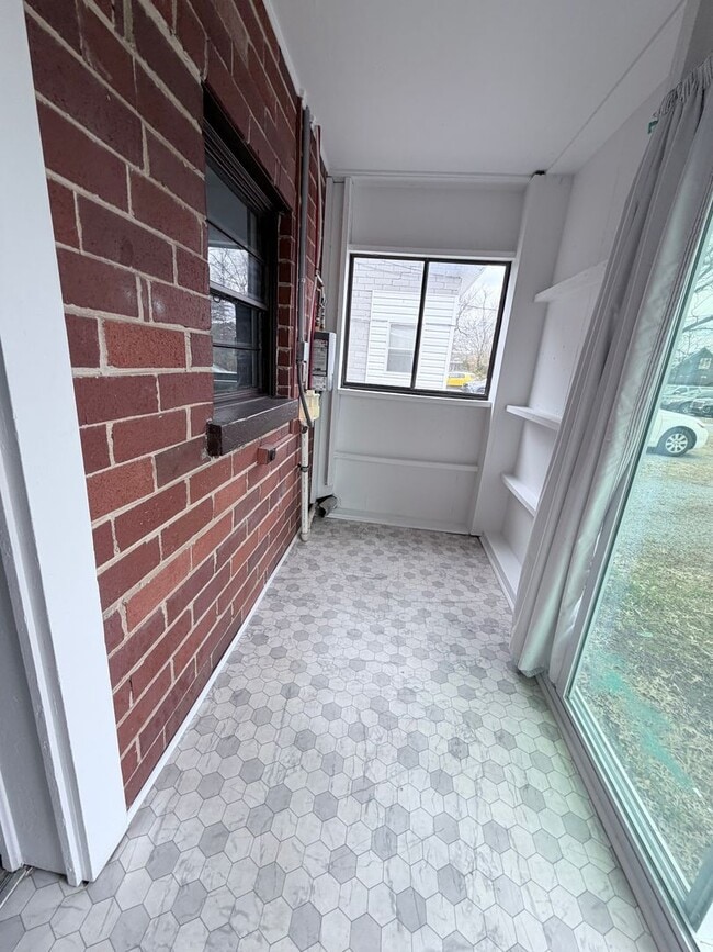 Building Photo - Now Available – Updated 2 Bedroom Apartment in Cullman!