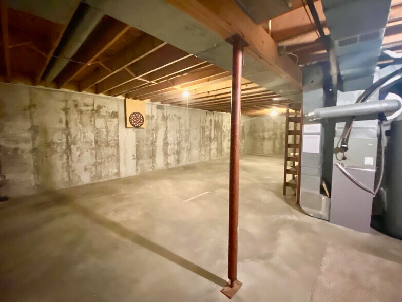 Building Photo - 120 Bunn Dr