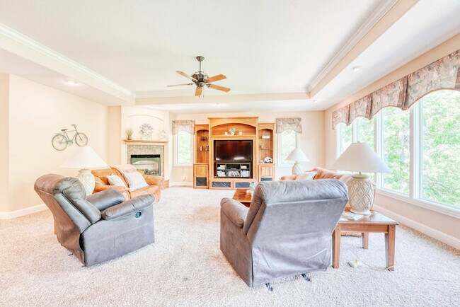 Building Photo - 16 Cheviot Ln