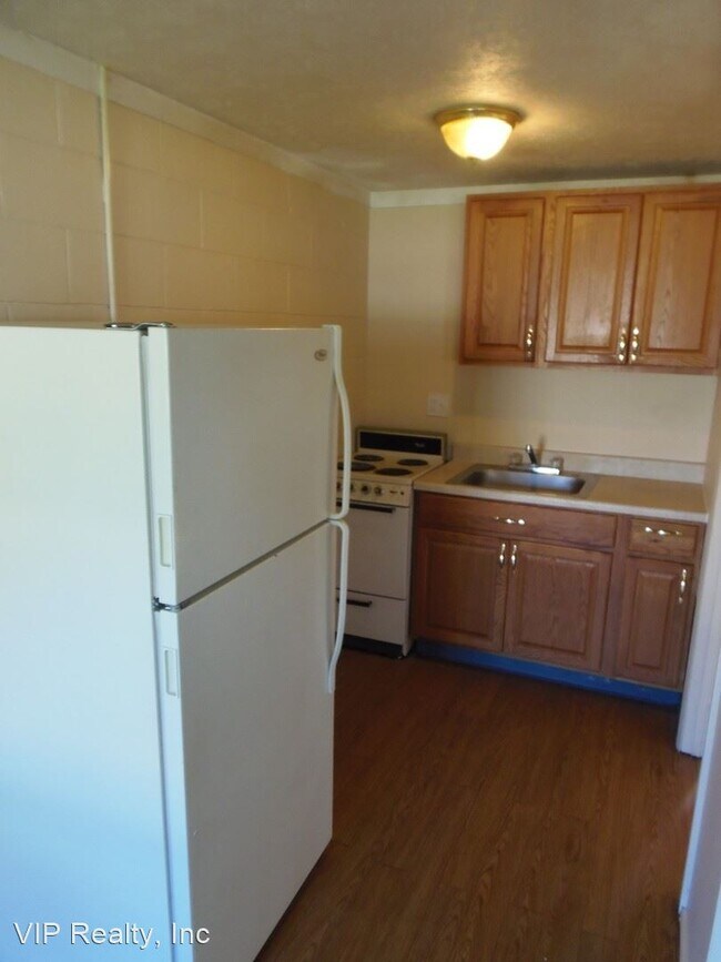 Building Photo - 283-289 Clarendon Ave