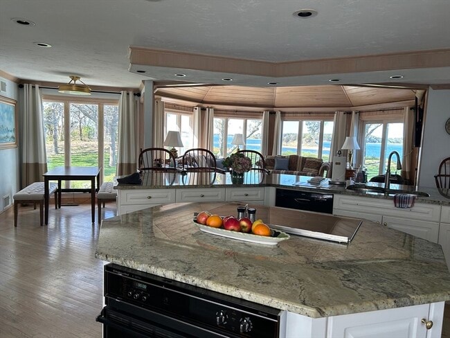 Building Photo - 351 Whidah Rd