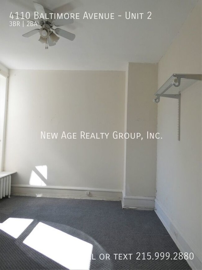 Building Photo - Sunny apartment available in University City!