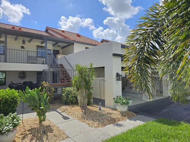 Building Photo - 756 Avenida Estancias