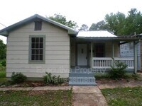 Building Photo - 116 Avalon Ave