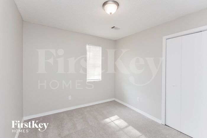 Building Photo - 2281 Briarwood Cir SW