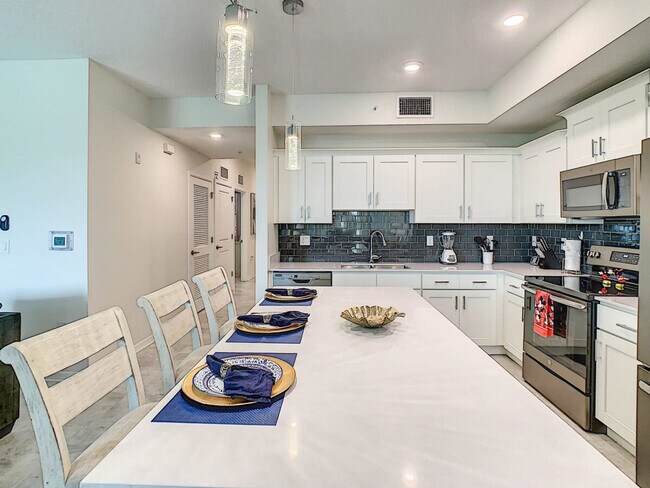 Building Photo - 3120 Paradox Cir