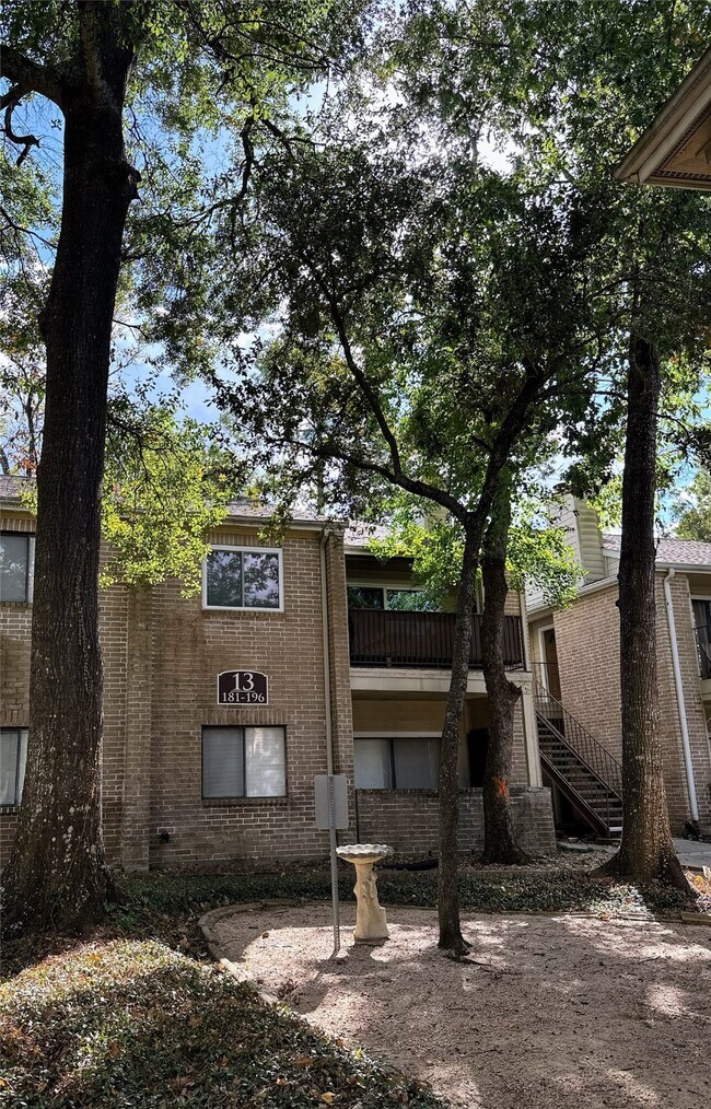 Building Photo - 3500 Tangle Brush Dr