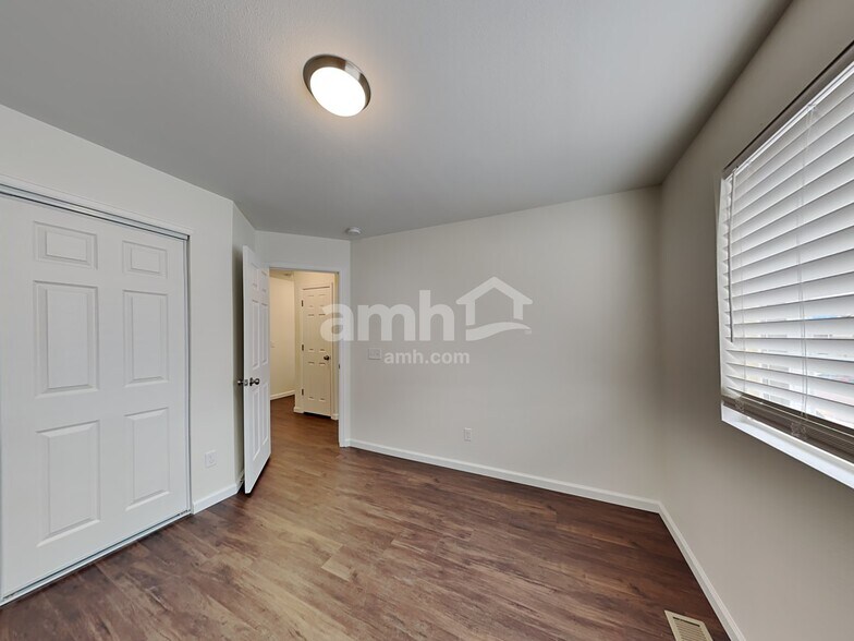 Building Photo - 2349 Sage Grouse Ln