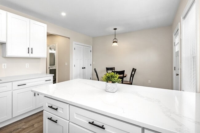 Building Photo - 242 Atlantic Ave