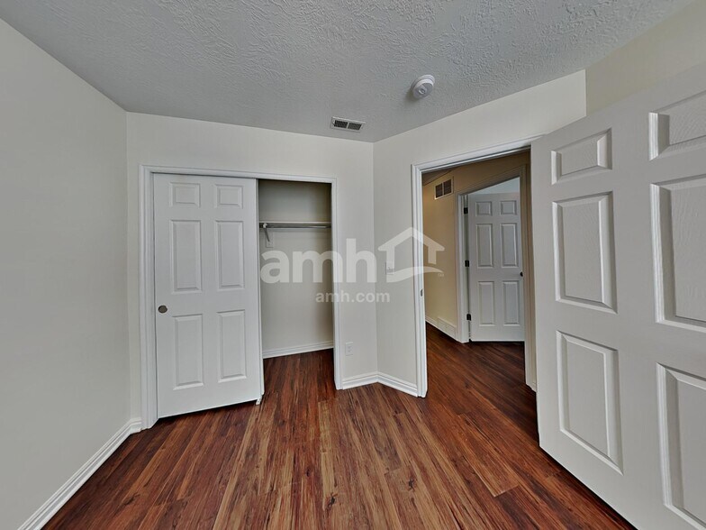 Building Photo - 154 Crystal Bay Dr