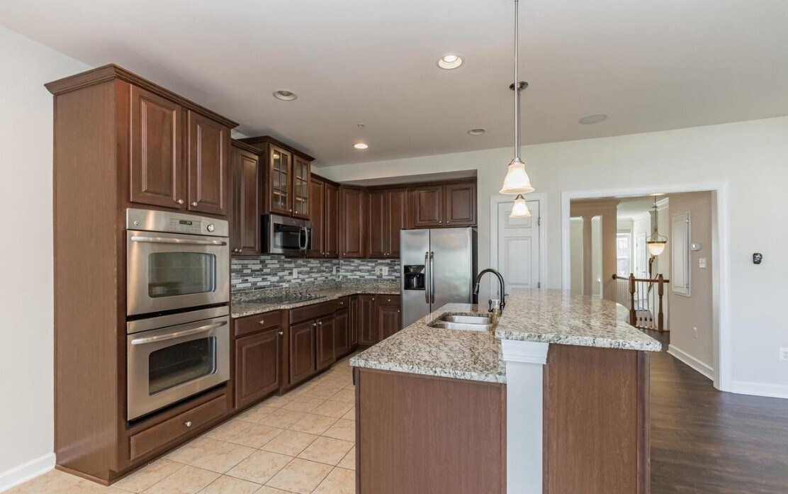 Building Photo - 3612 Spring Hollow Ln