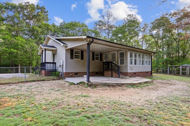 Building Photo - 598 Slick Rock Rd