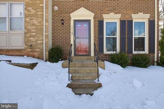 Building Photo - 14187 Royal Oak Ln