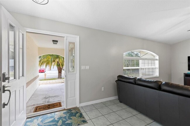 Building Photo - 61 Farmsworth Dr