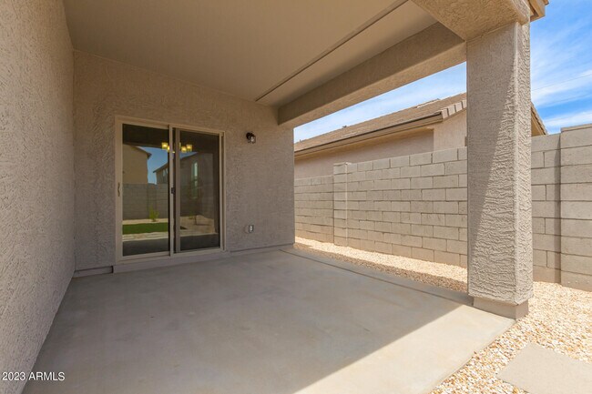 Building Photo - 17065 W Alice Ave