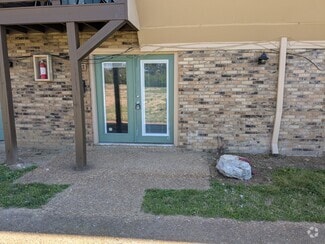 Building Photo - 1077 Harold Dr