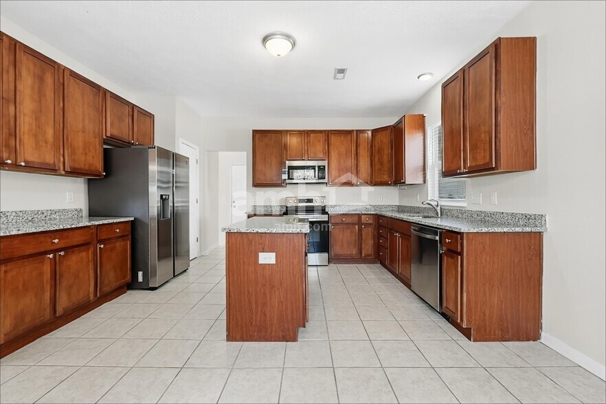 Building Photo - 4254 N Gensen Loop