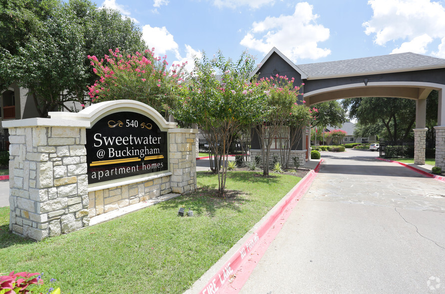 Primary Photo - Sweetwater at Buckingham in Dallas