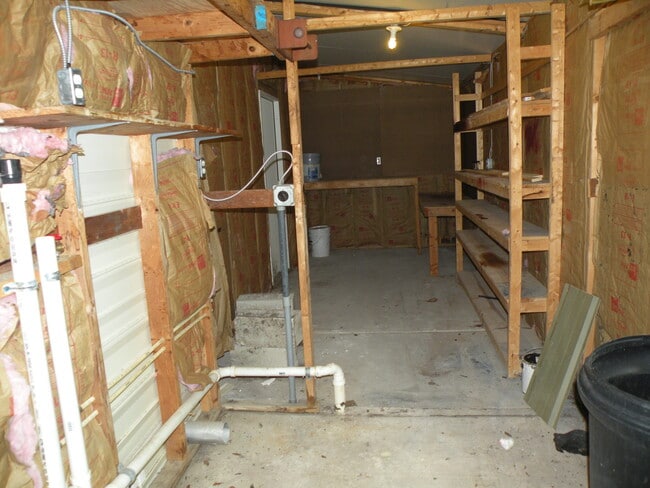 Building Photo - 22 Honey Bear Path